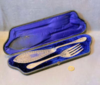Boxed Silver Plated Servers C102