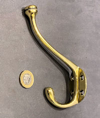Run of Brass Hat & Coat Hooks, 4 matching available CH54