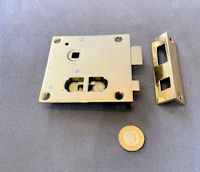 Brass Door Latch DL124