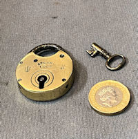 Brass Padlock & Key PL91