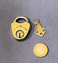 Brass Padlock & Key PL92