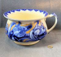 Flow Blue Chamberpot CP122