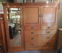 Fully Fitted Light Oak Wardrobe F376