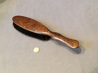 Gents Clothes Brush B27