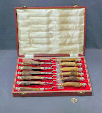 Harrods 12 Pieces Antler Knives & Forks Set C103