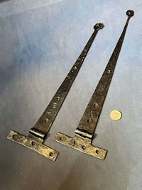 Pair of 'T' Wrought Iron Door Hinges H68