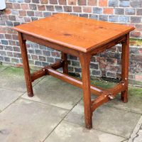 Pitch Pine Table F378