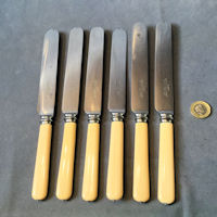 Set of 6 Steel Dinner Knives C74