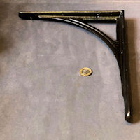 Single Cast Iron Shelf Bracket B143