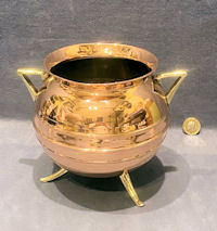 Small Copper Cauldron Jardiniere J64
