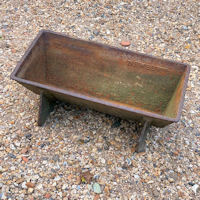 Taskers of Newbury Cast Iron Feed Trough T44