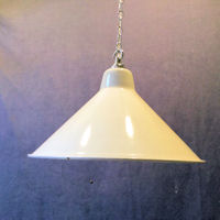 White Enamel Electric Light Fitting HL553