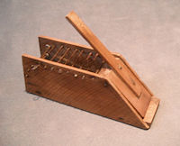 Wooden Mouse Trap T100