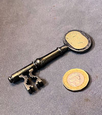Wrought Iron with Brass Infill K222