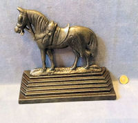 Cast Iron Horse Mantel Ornament MO51