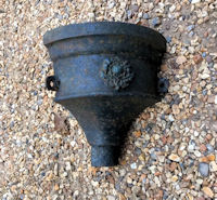 Corner Cast Iron Rain Hopper RH21